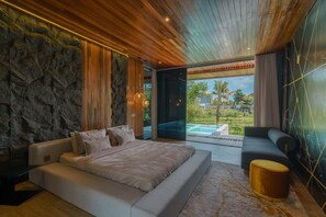 Luxe villa | 8 slaapkamers, een kluis op de kamer, een bureau, beddengoed
