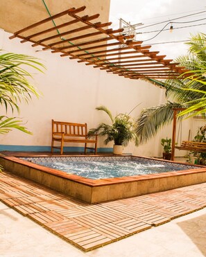 BBQ/picnic area - Room-hb4 Double Room With Private Bathro (Cartagena)