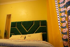 1 soverom, strykejern/-brett, wi-fi og sengetøy