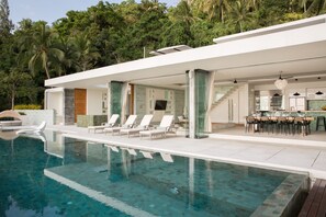 Outdoor pool - Spice: Sublime Luxury Five Star Villa (Koh Samui)