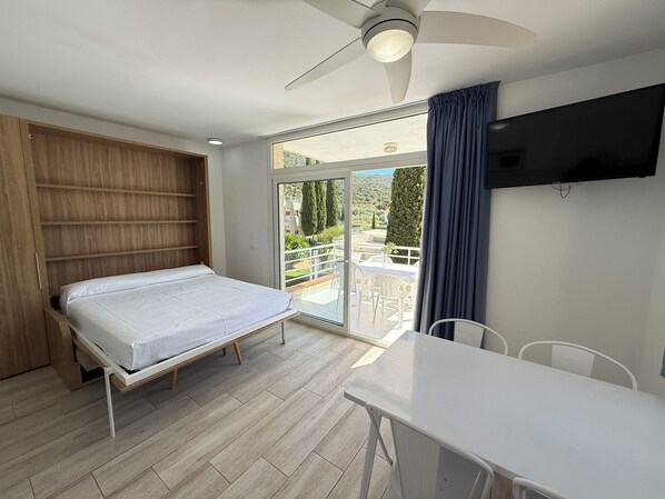 1 bedroom, free WiFi, bed sheets - Agi Rescator 224 Apartamento for rent in Roses Girona. (Roses)
