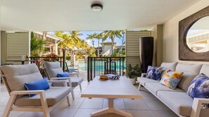 TV - Azure 187 | Port Douglas (PORT DOUGLAS)