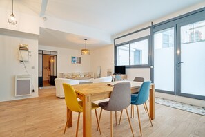 Dining - Apartment 'Rennes Hyper Centre - Cosy' with Wi-Fi (Rennes)