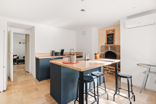 Holiday Home 'Maison De Campagne Rennes Parc Expo' with Private Terrace, Private Garden and Wi-Fi