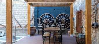 Holiday Home 'La Quadra Rural Housing' with Private Terrace, Wi-Fi and Air Conditioning