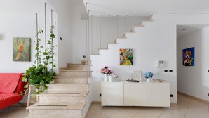 Interior - Apartment 'Venere In Villa' with Shared Pool, Wi-Fi and Air Conditioning (Marina di Ragusa)