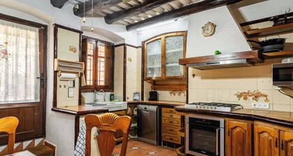 Villa 'Masia Can Vilar' with Mountain View, Private Pool and Wi-Fi