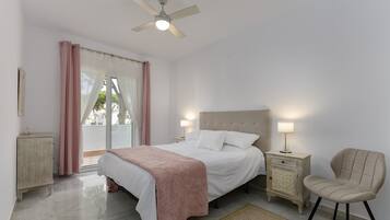 2 sovrum, strykjÀrn/strykbrÀda, gratis wi-fi och sÀngklÀder