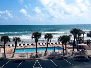 Innenpool, Außenpool