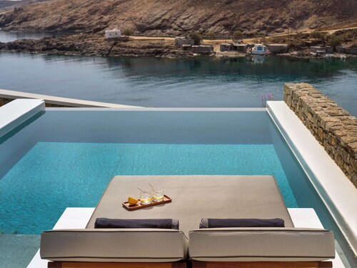 Semeli Coast Mykonos, Curio Collection by Hilton