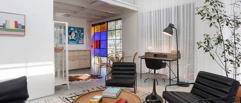 TV, offices