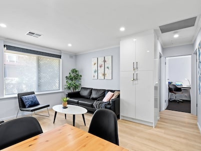 Feel happy & at home here! Freshly renovated, cosy home unit in Hectorville, SA. Linen hire included