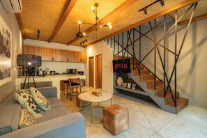 Comfort Villa | Ruang tamu | TV skrin rata 