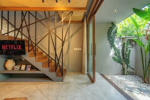 Comfort Villa | Ruang tamu | TV skrin rata 