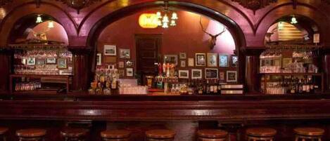 Bar (en la propiedad)