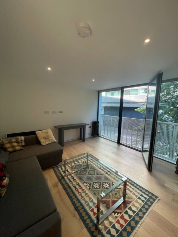 Basic Apartment, 1 King Bed | Interior - Modern 1BD Flat Near River Thames, Battersea! (London)