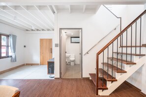 Interior - Private-House in Bangkok CityCenter, near BTS Ekkamai station & wi-fi_BigC_7-11 (Krung Thep Maha Nakhon)