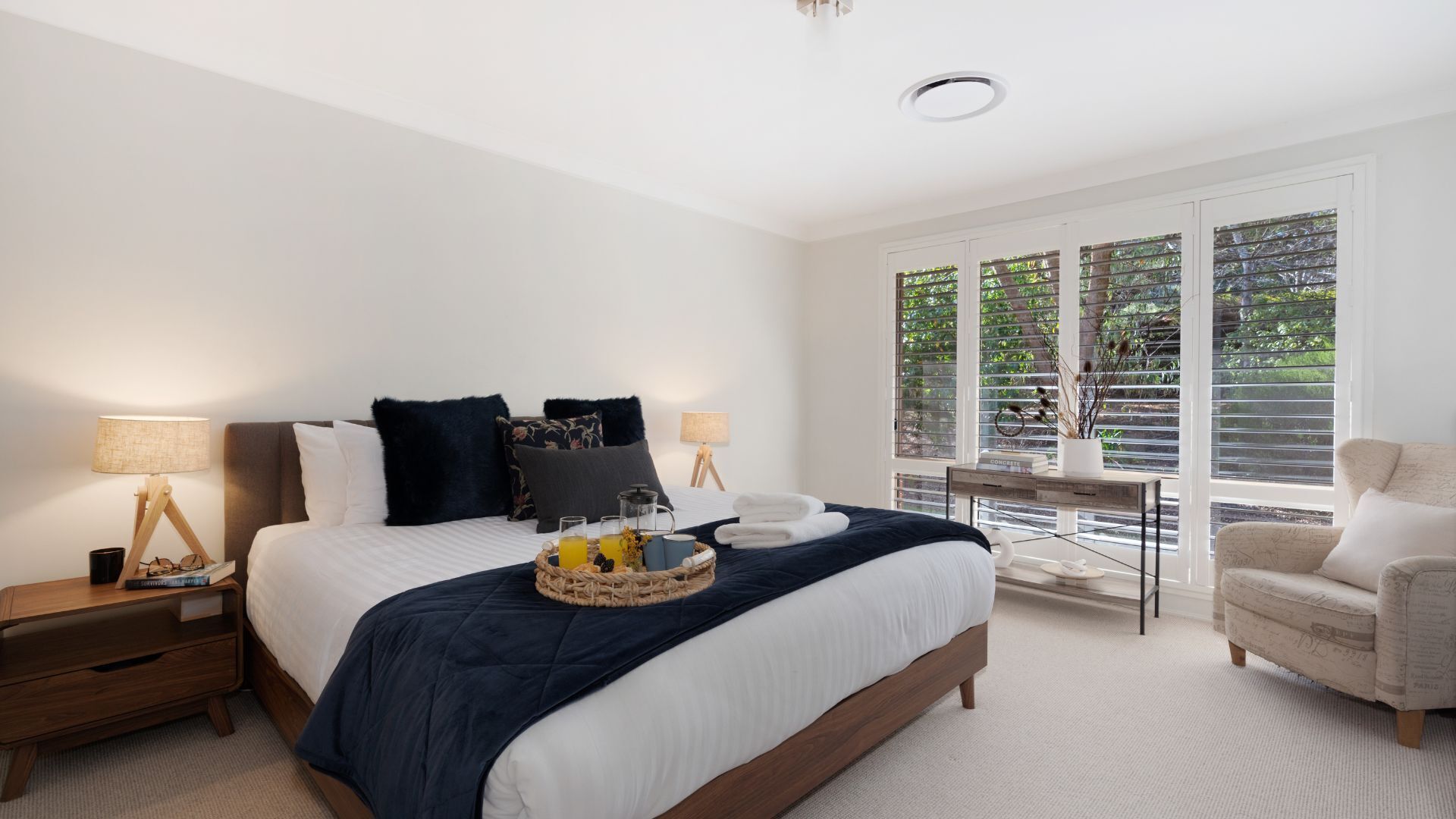 4 chambres, fer et planche à repasser, lit parapluie, Wi-Fi