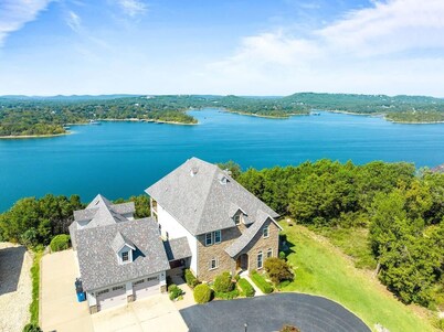 Stunning views!!! Custom home with hot tub and Garage Gameroom!