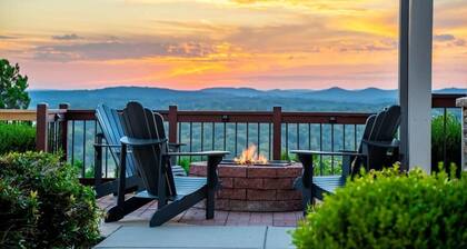 A Dream Getaway: Sunset Sanctuary Table Rock Lake