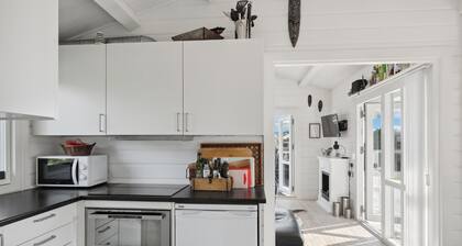 Stunning home in Juelsminde with WiFi