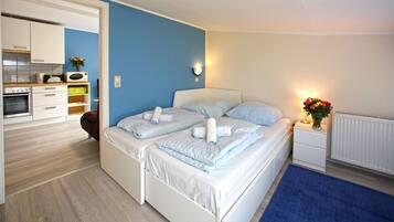 Basic Apartment | Free WiFi, bed sheets