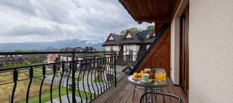 Salwatoriańska 28 | Bright Apartment | Balcony