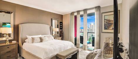 3 dormitoris, escriptori, planxa i posts de planxar i wifi