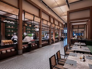 朝食 (ビュッフェ)、毎日提供 (有料)