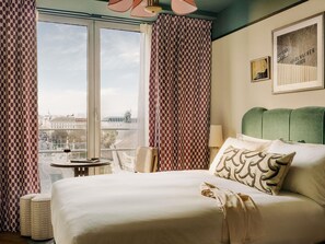 Cosy Neighborhood | In-room safe, blackout drapes, iron/ironing board, free WiFi - The Hoxton Vienna (Vienna)