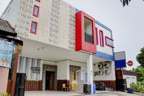 Fachada de la propiedad