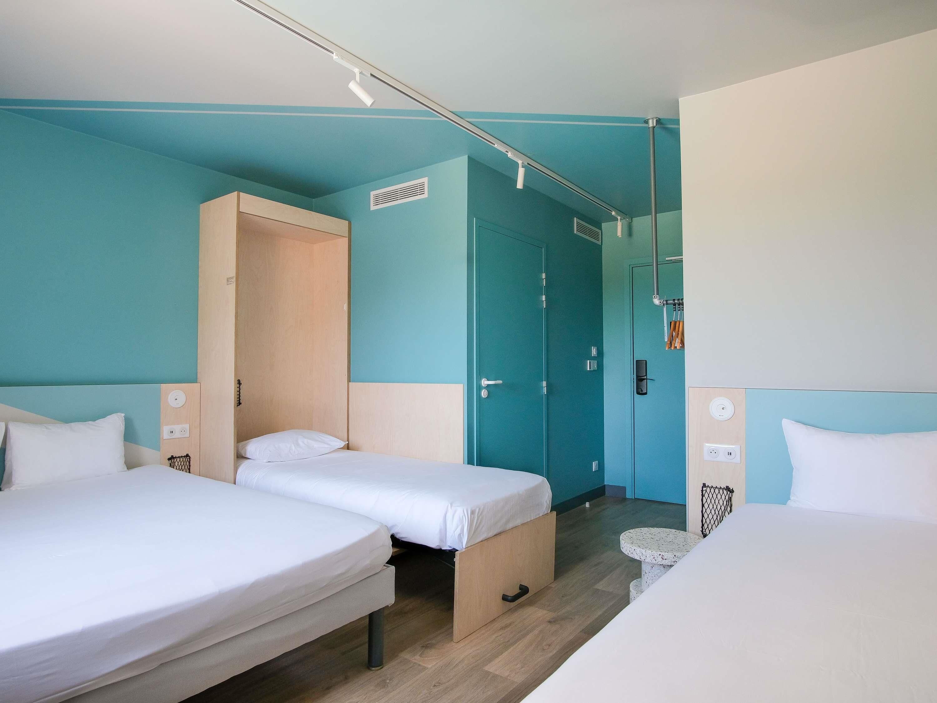 Standard Room, Multiple Beds