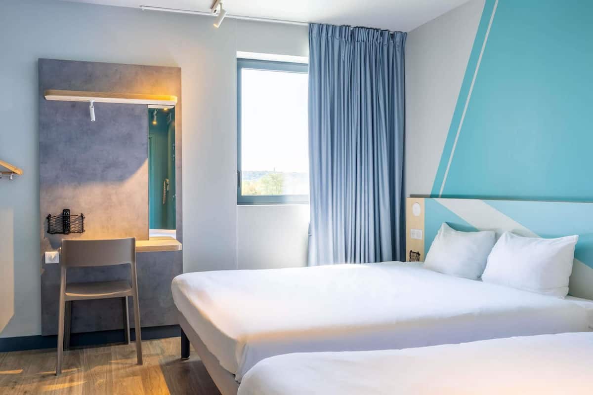 Standard Room, Multiple Beds