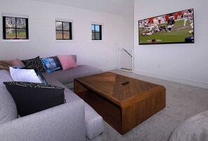 TV, fireplace, offices