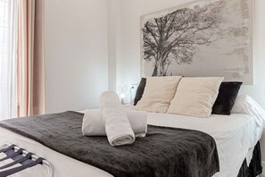 1 Schlafzimmer, Bügeleisen/Bügelbrett