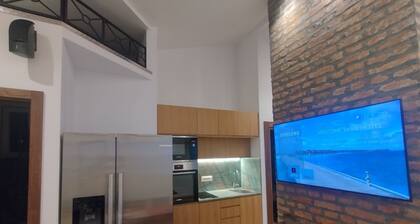 Brand New Four Seasons Luxury Suites Boutique Apartments Balkanska