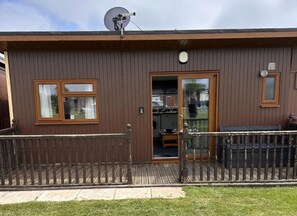 ชาเลท์ | บริเวณภายนอก