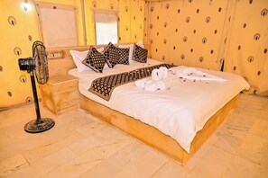Basic Cottage | Desk, laptop workspace, free WiFi -  Barkha Desert Safari Camp Sam Sand Dunes (Jaisalmer)