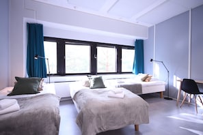 Superior Triple Room | 1 bedroom, free WiFi, bed sheets