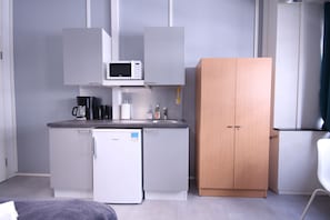 Habitació triple estàndard | Wifi gratuïta i roba de llit