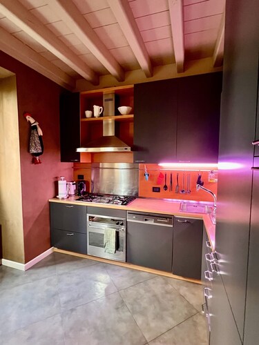 da Mari - in the historical center of Brescia, refined, quiet and spacious 