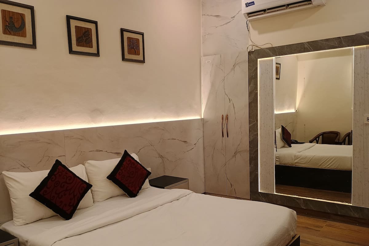 Doppia Executive | 1 camera, biancheria da letto di alta qualità, copriletto in piuma