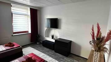 2 chambres, fer et planche Ă  repasser, Wi-Fi gratuit, draps fournis