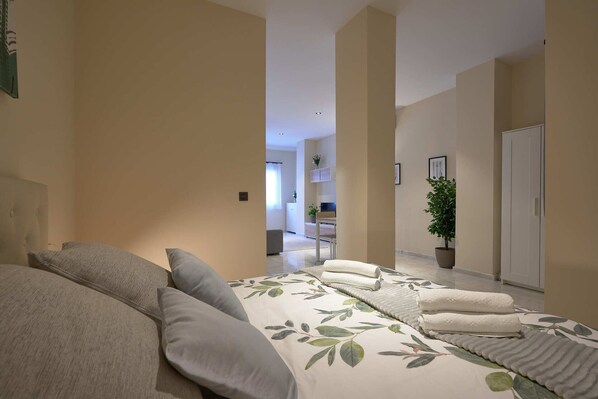 1 bedroom, iron/ironing board - Tejares 16, Ground Floor Loft-Apartments (Sevilla)