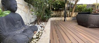 4 bedroom house, private pool, sea view, parking
