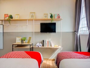 Deluxe Twin Room - Hotel O Alhesa Residence (Medan)
