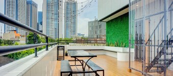 Hotel O Alhesa Residence