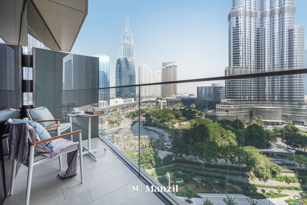 Luxury Apartment | Balcony - Manzil - 3BR | Downtown | Connected to Dubai Mall (Dubai)