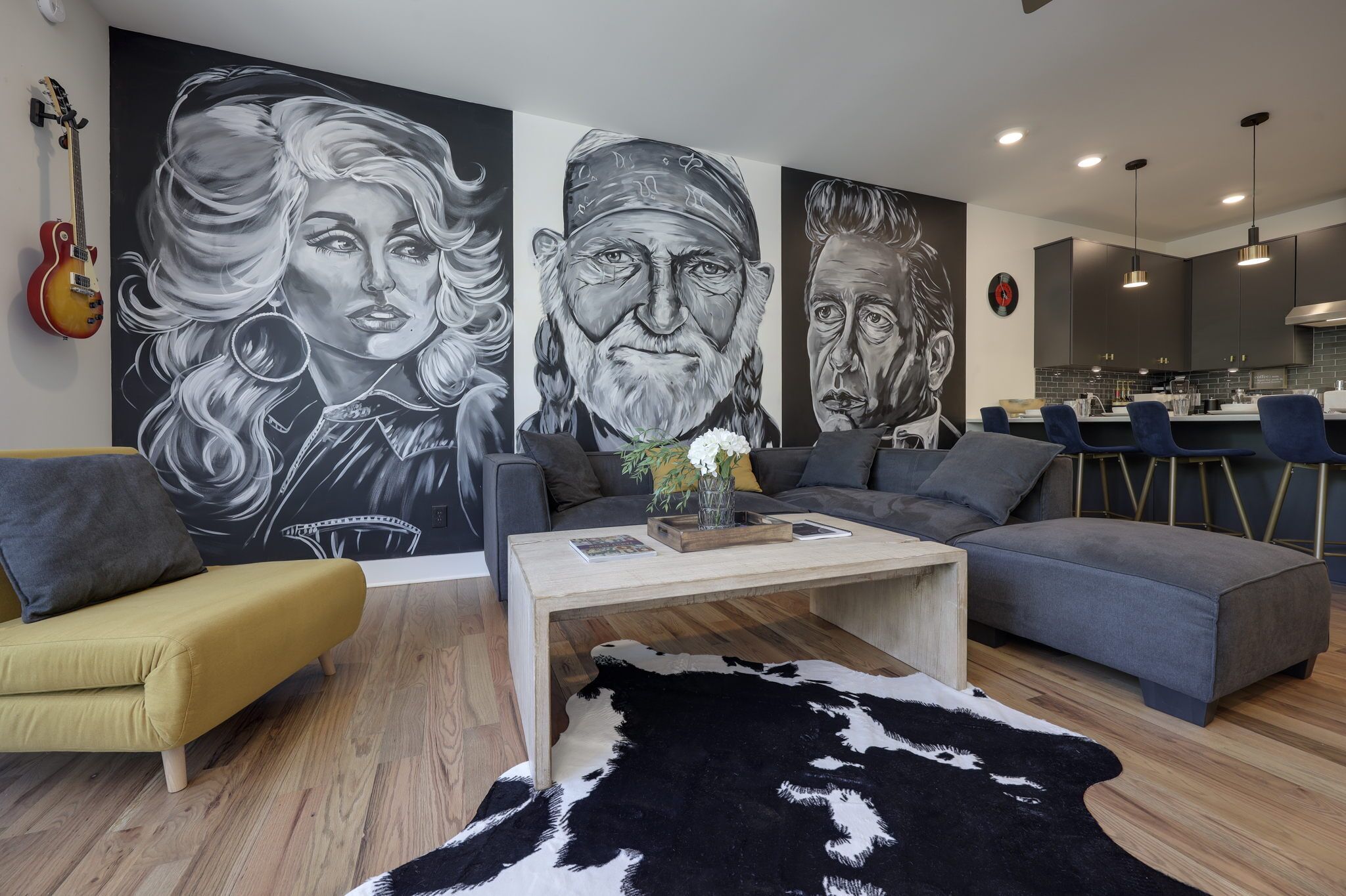 Lux Home Near Airport | Pet-Friendly!