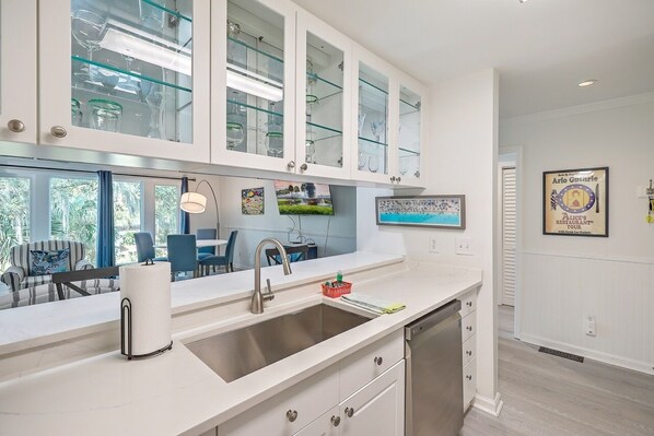 Fridge, microwave, oven, stovetop - Lagoon Villa 23 - Modern Villa Near Beach! Pool! (Isle of Palms)
